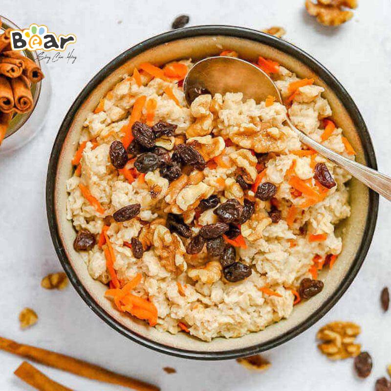Cháo yến mạch cho bé ăn dặm