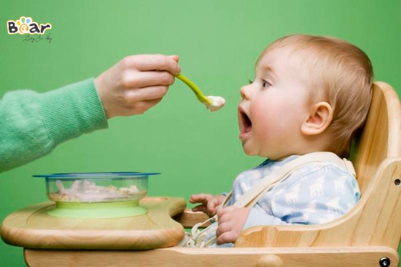 các món ăn dặm cho bé 6 tháng tuổi