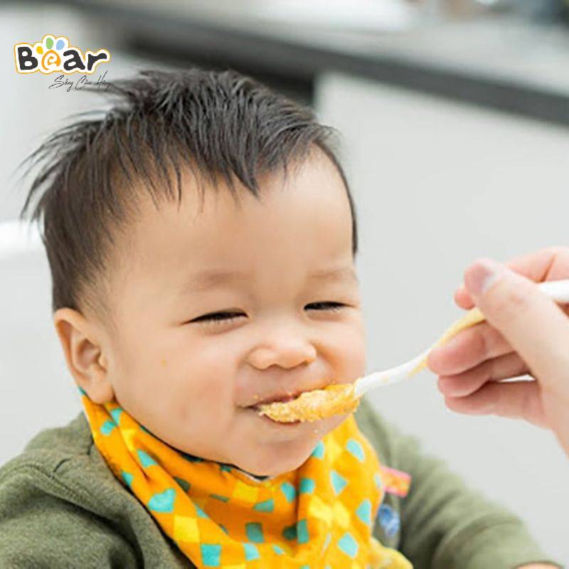 Vì sao nên bắt đầu ăn dặm khi bé 6 tháng tuổi?