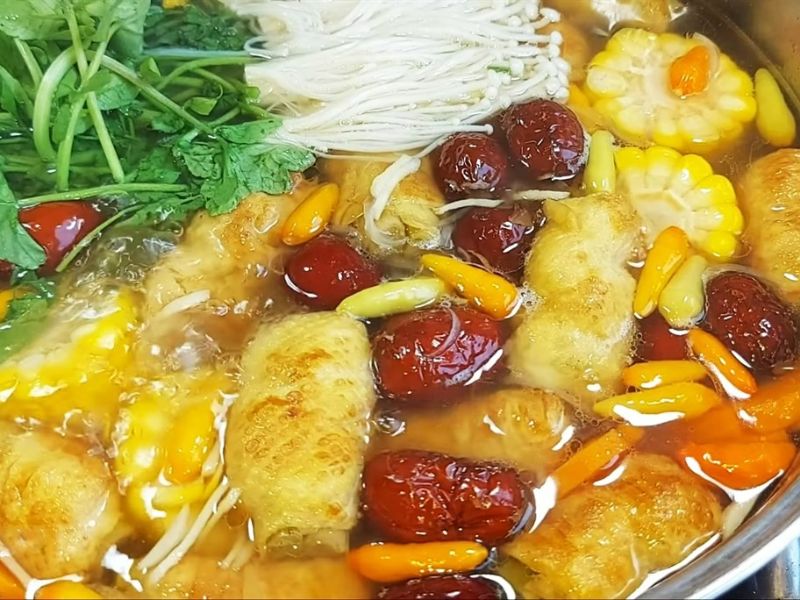 Bước 3: Làm nước lẩu