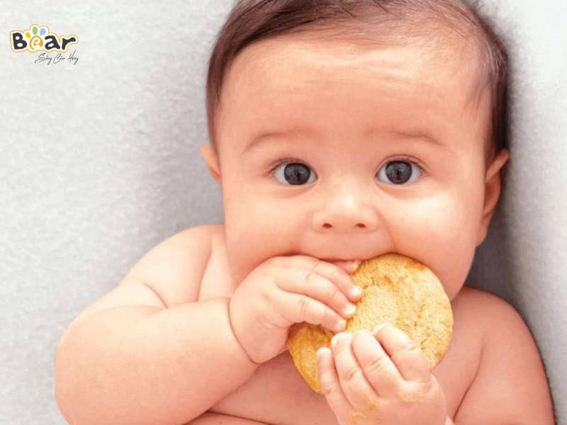 Cách làm bánh ăn dặm cho bé
