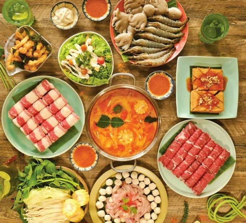 Lẩu Thái chua cay với màu sắc bắt mắt