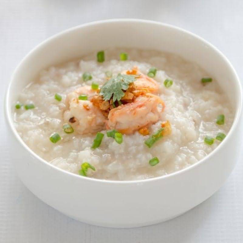 Làm sao để cháo thịt heo không bị khô, bé dễ ăn?